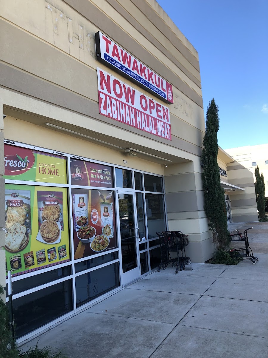Tawakkul Grocers